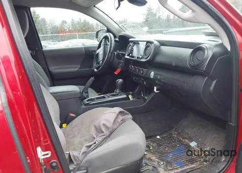 2020 Toyota Tacoma Sr V6 z USA, uszkodzony, nr VIN 3TYSZ5AN4LT001356